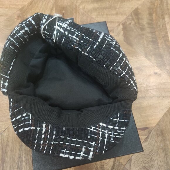 CHANEL Coco Neige Trapper Hat size L (58) New - Picture 3 of 5